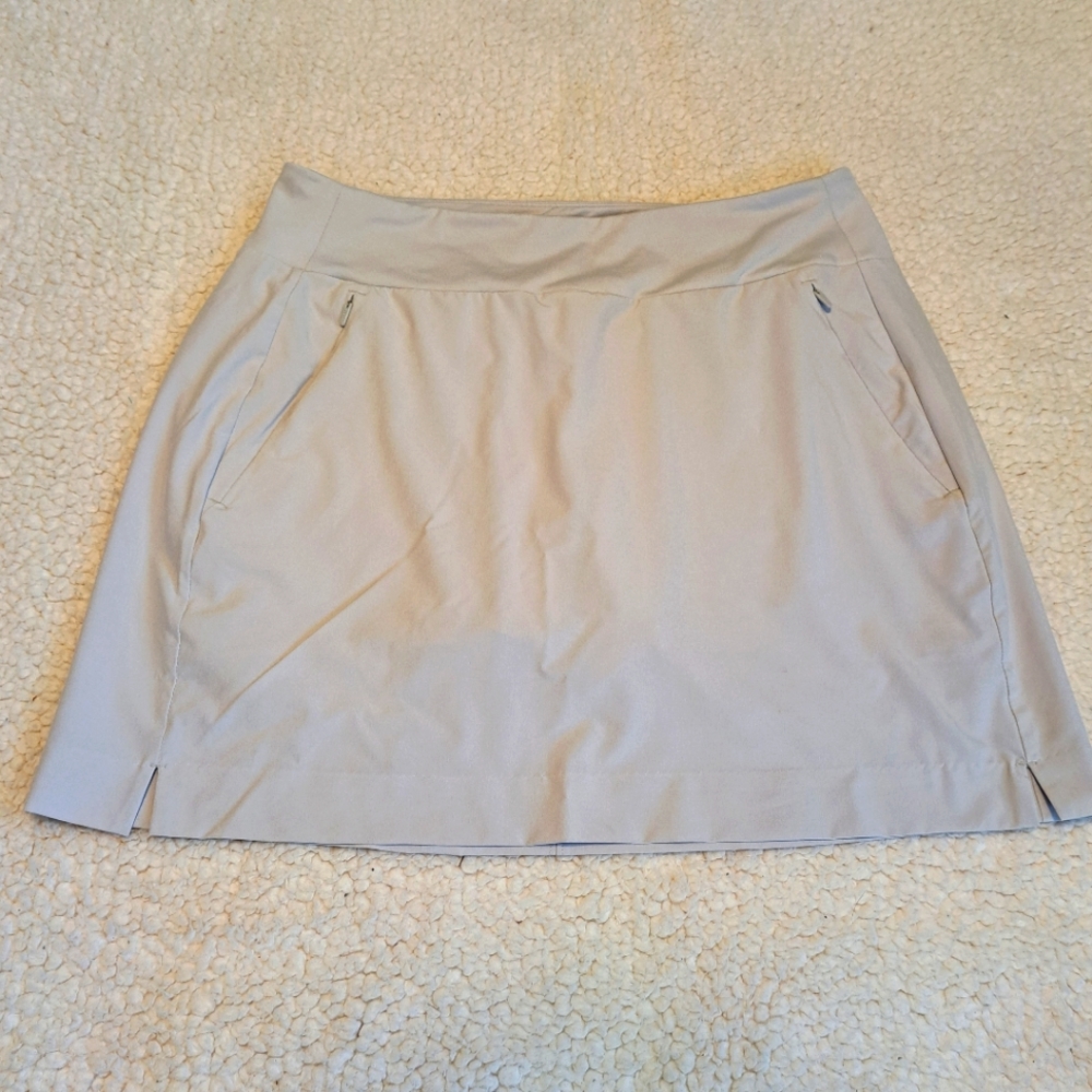 Athleta Soho skort, size 10 LNC